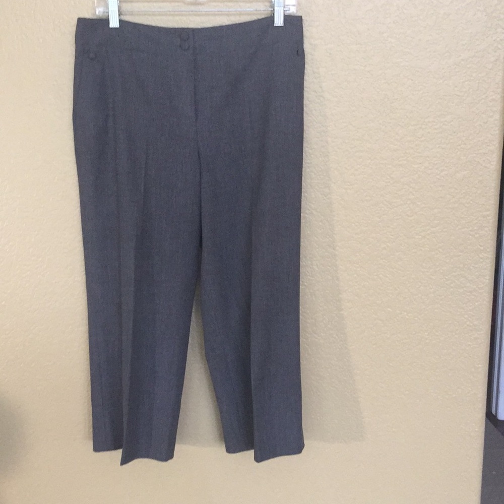 Ann Taylor Tailored Grey Margo Capris 💗 8